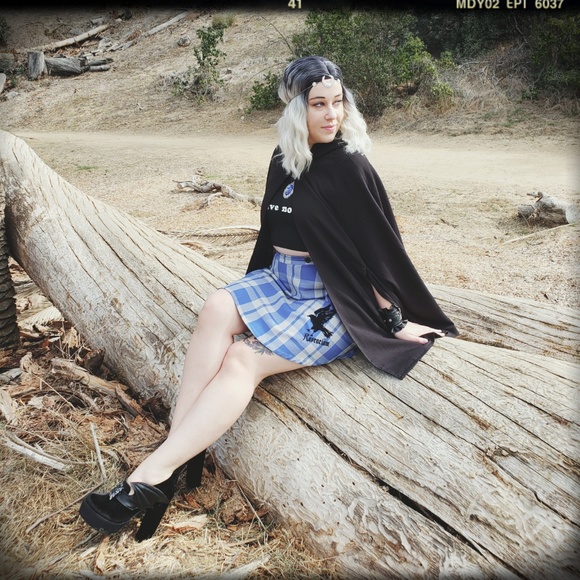 Meet your Posher, Jaime - Picture 3 of 3